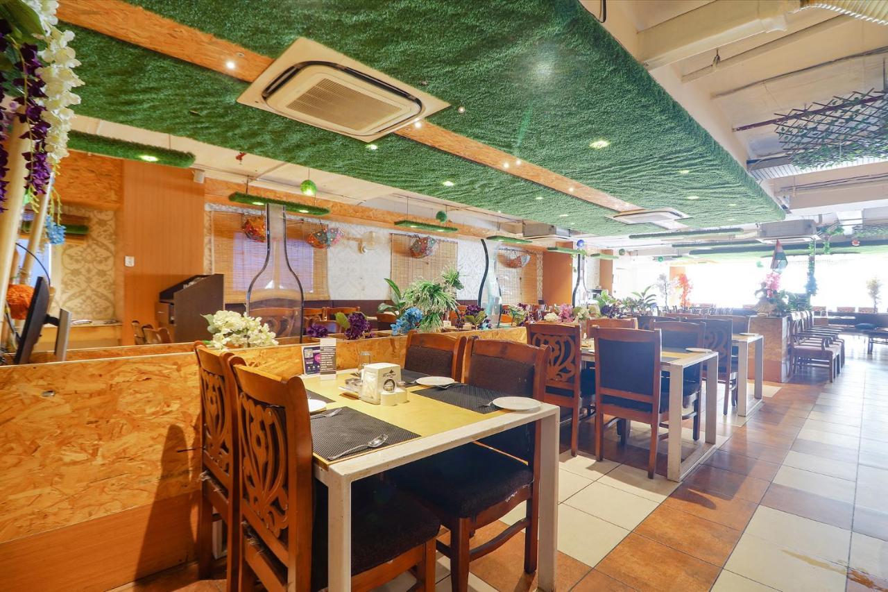 Fabhotel Aamantran & Banquet Halls - Nr Rtc X Roads Metro Station Hyderabad Ngoại thất bức ảnh
