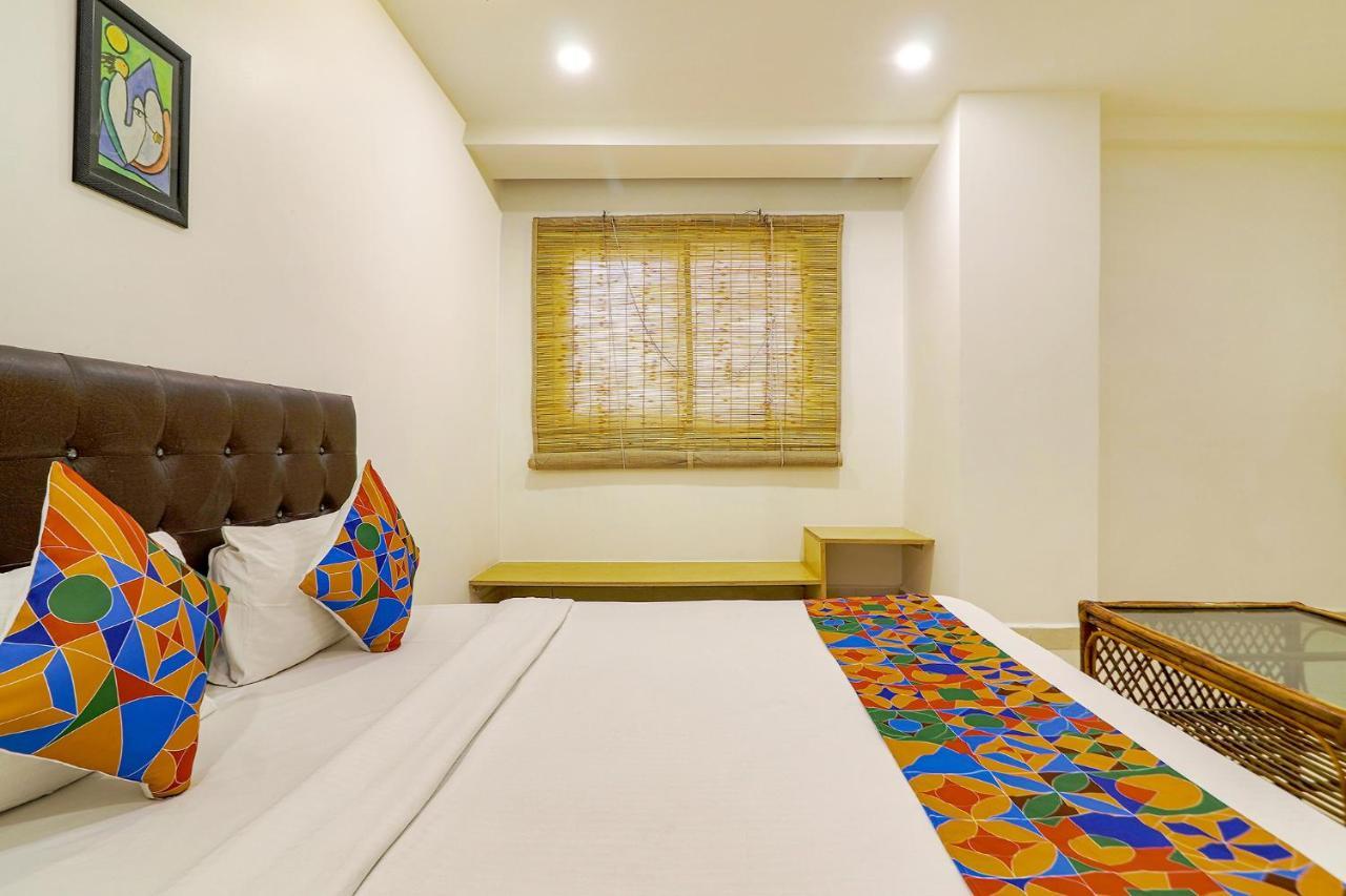 Fabhotel Aamantran & Banquet Halls - Nr Rtc X Roads Metro Station Hyderabad Ngoại thất bức ảnh